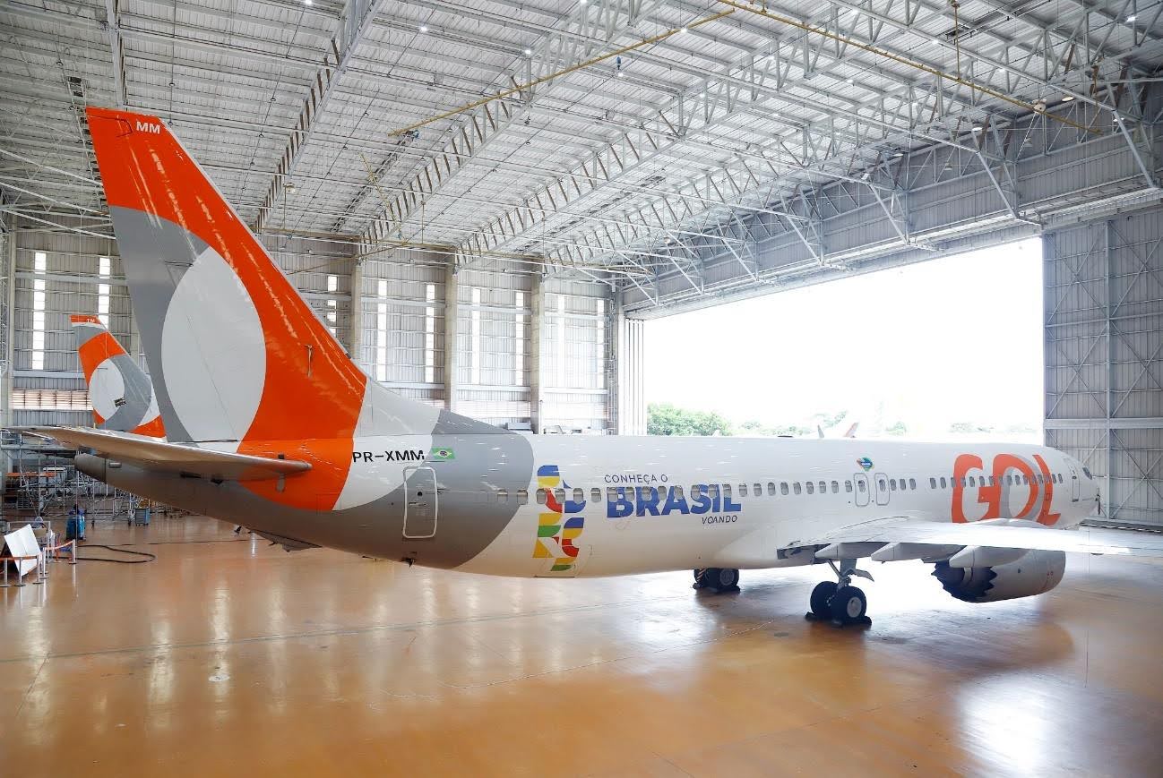 Boeing 737 MAX 8 da GOL adesivado com motivos da iniciativa Conheça o Brasil: Voando
